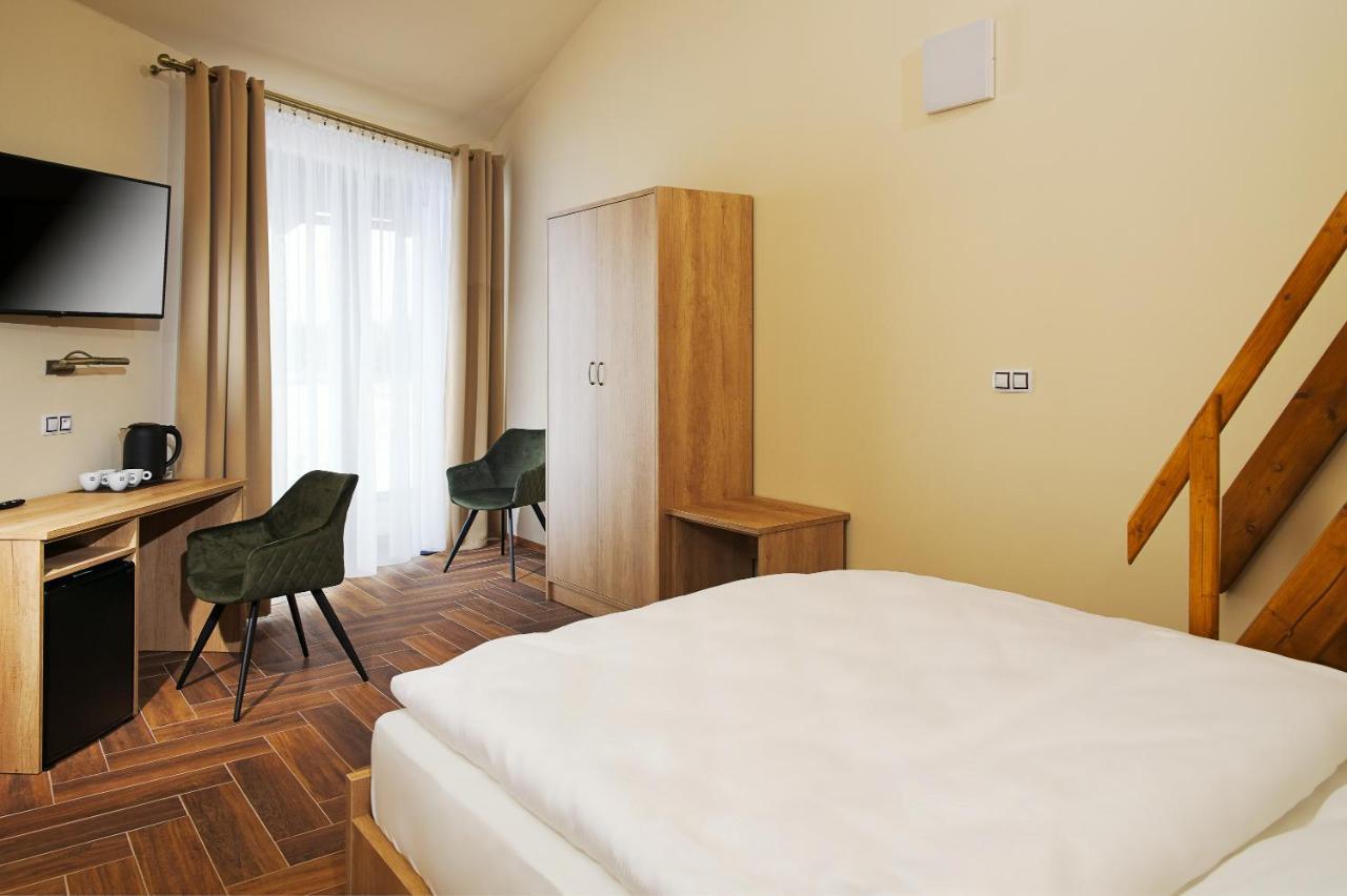 Hotel Dymnik Rumburk Exterior photo